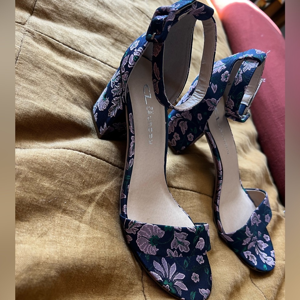 Chinese Laundry heels